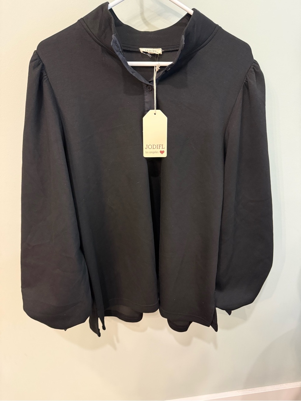 JODIFL Black Balloon Sleeve Top